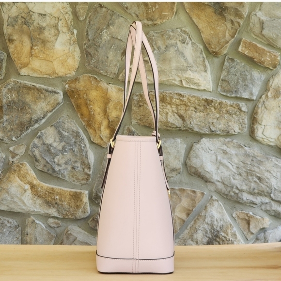 Michael Kors soft pink LG soft leather tote - Picture 5 of 7